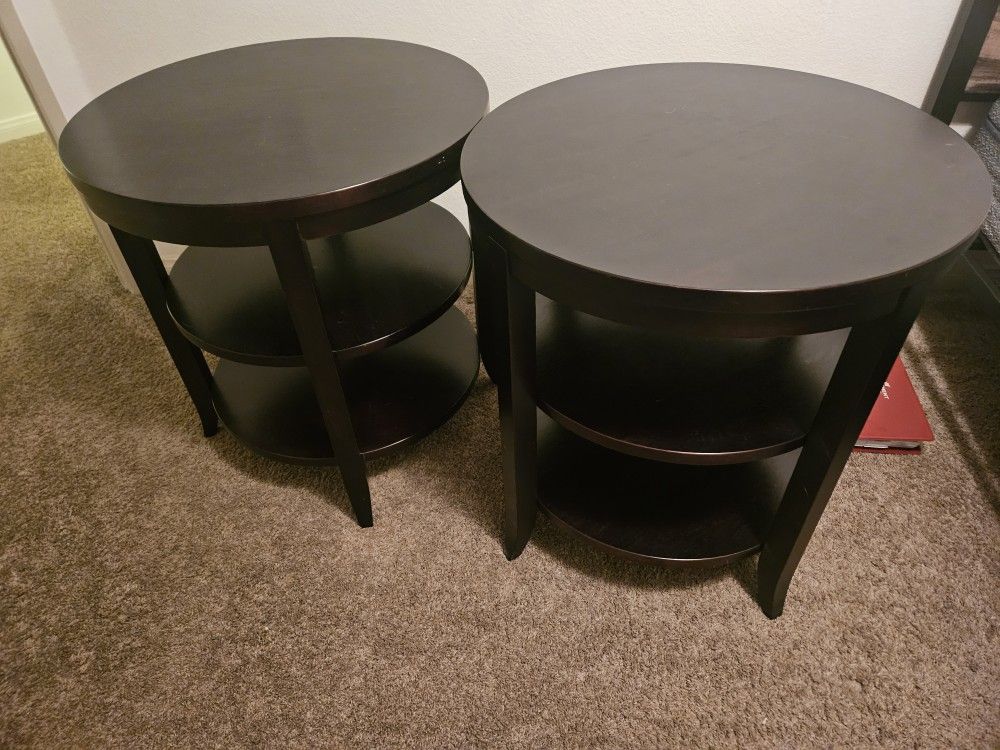2 End Tables