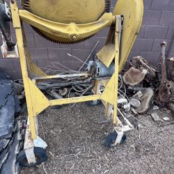 Gibson‘S Brothers Cement, Mixer Electric