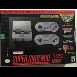 Super Nintendo SNES Classic Mini Console System w/ 21 Games & Two Controllers