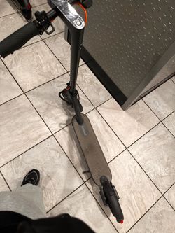 Electric scooter