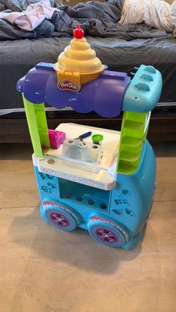 Play doh ice cream cart