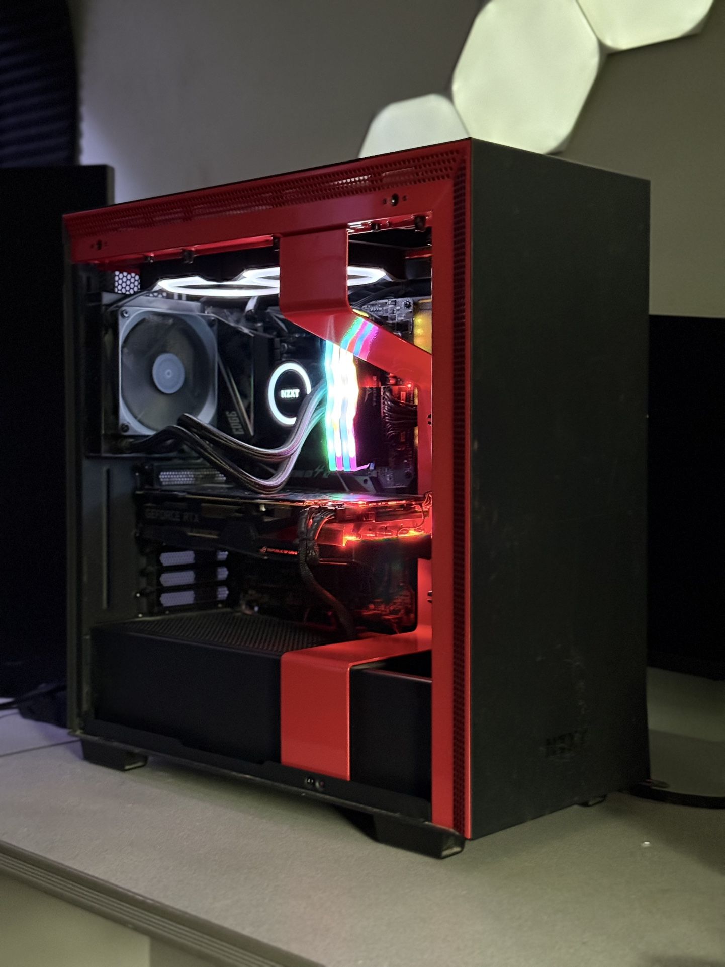 Custom Gaming PC | RTX 2080 SUPER & RYZEN 5 3600 |