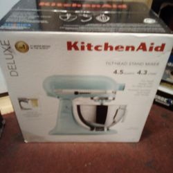 Kitchen Aid Tilt Head Mixer 