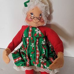 Vintage 1986 Annalee Mobilitee Mrs. Claus Doll - 7" Poseable Christmas Decor