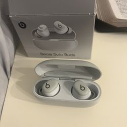 Beats Solo Buds 😍