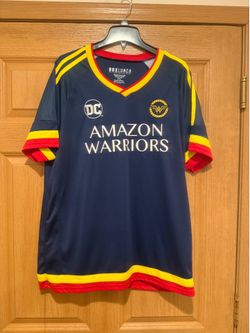 Wonder woman jersey size 2 XL unisex