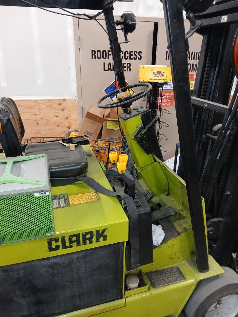 Electric Forklift