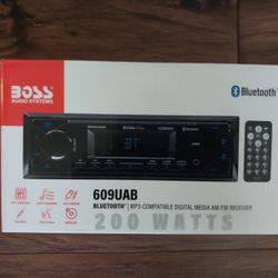 Boss Audio Systems Stereo 609UAB