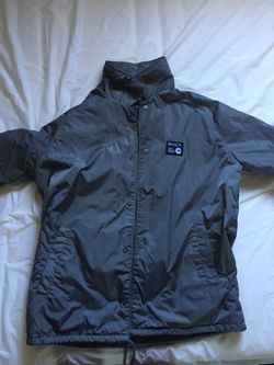 RVCA windbreaker (size S can fit M)