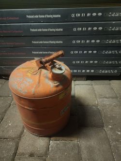 5 Gallons Container