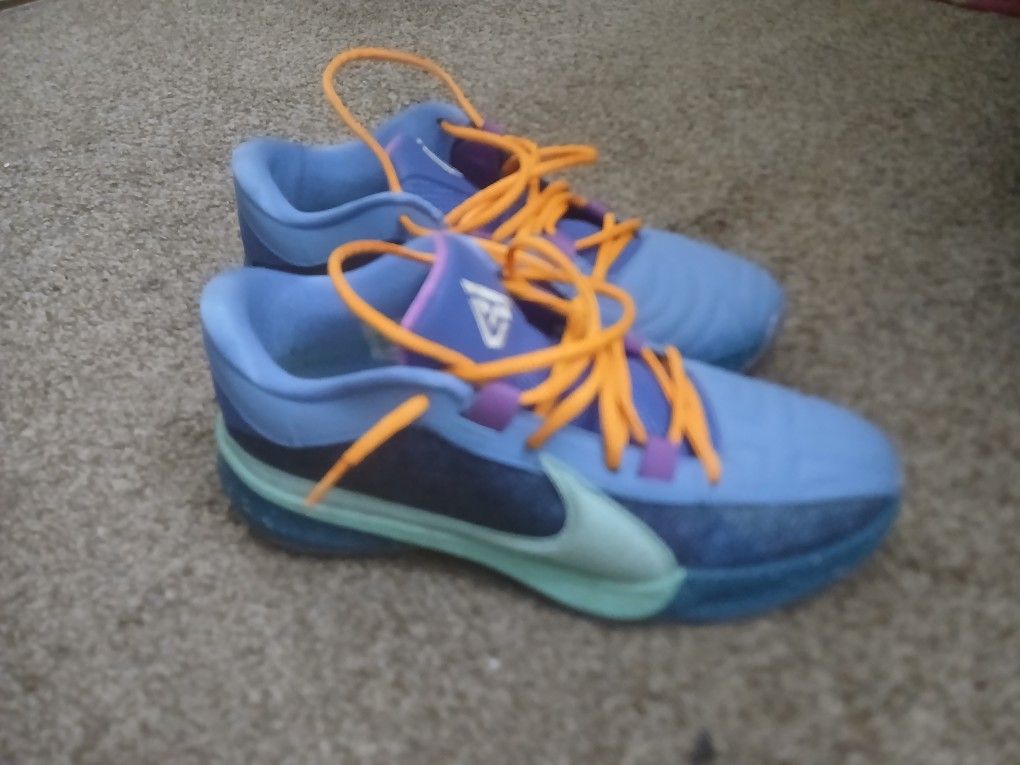 Nike
