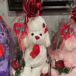 Valentines  Day Gift S And Fresh Flowers 