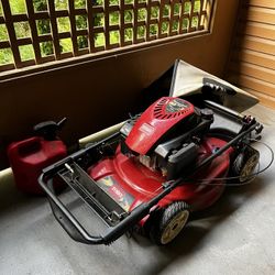 Toro Personal Pace Gas Lawn Mower