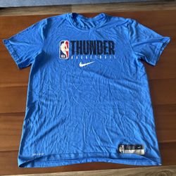 Official NBA Nike Thunder Men’s Medium Dri Fit Shirt 