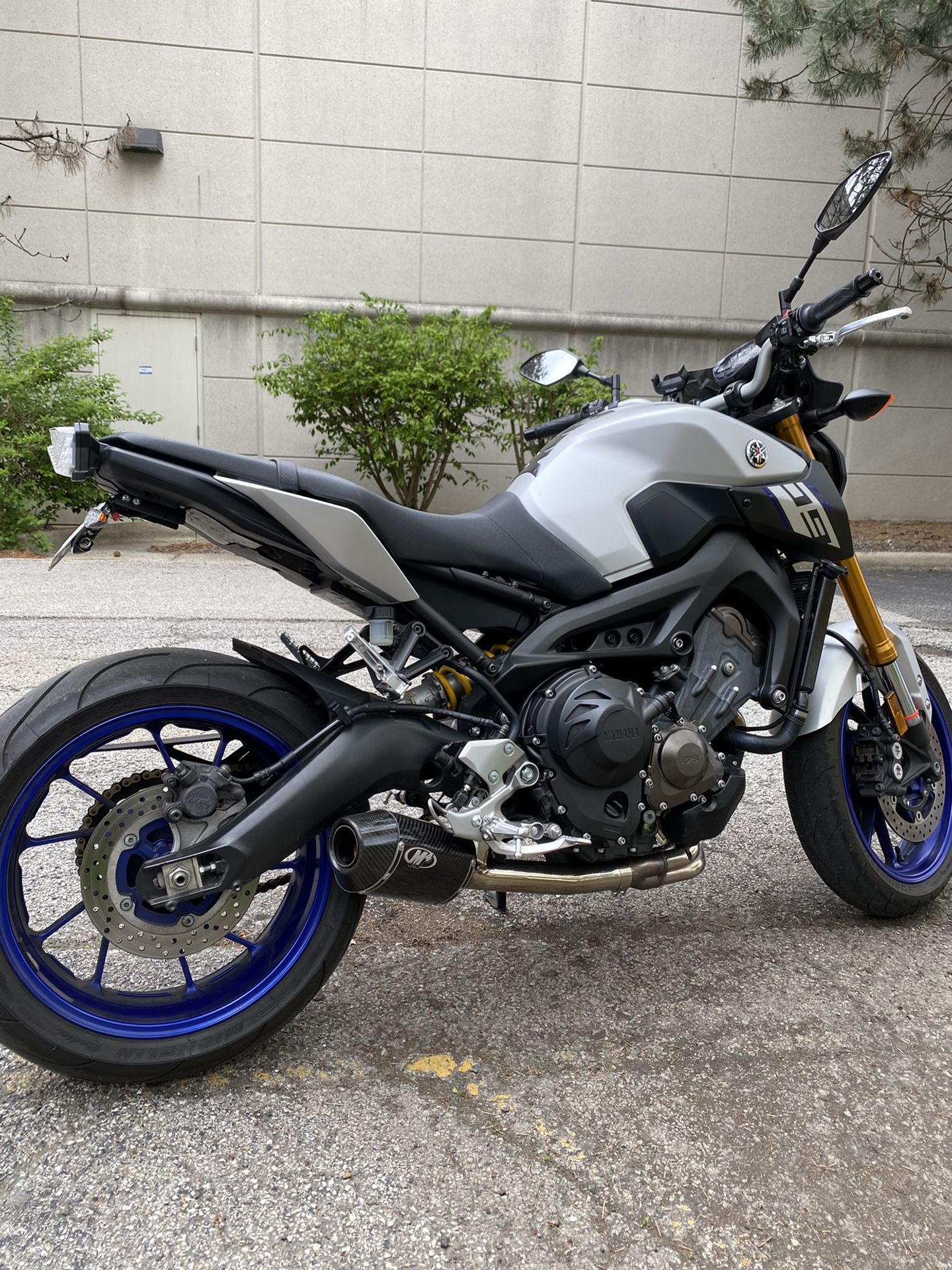 Yamaha FZ09 Sport Motorcycle