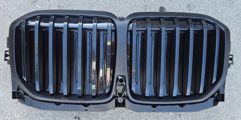 2019 2020 BMW X5 RADIATOR SHUTTER AND GRILL GRILLE