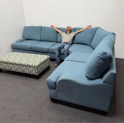 Living Spaces 3-Piece Sectional Sofa + Ottoman | Freshly Cleaned | 11.5’ x 9’ Teal Blue | Delivery Available
