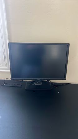 Dell Flat Screen Computer Monitor