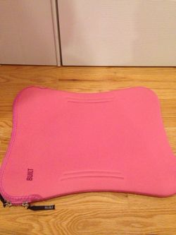 15" pink laptop bag/case