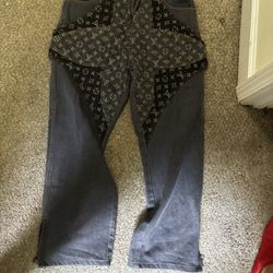 Louis Vuitton Pants 