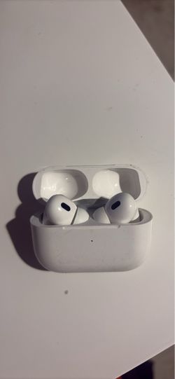 Apple AirPods Pro with Charging Case