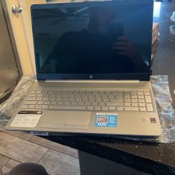 Hp Laptop 15-dw2076cl Brand New