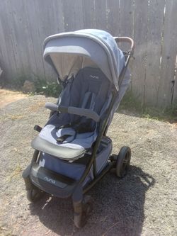 NUNA Baby Stroller – Excellent Condition, Well-Cared For