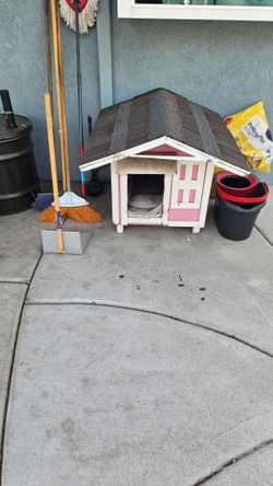 Casa para perro chico. House for small dog