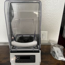 1500W Countertop Silent Blender with Sound Shield for Sale in Los Angeles,  CA - OfferUp