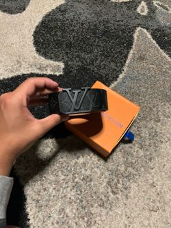 Louis Vuitton belt  LV
