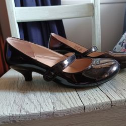 #Women's Black Leather #Shoes 