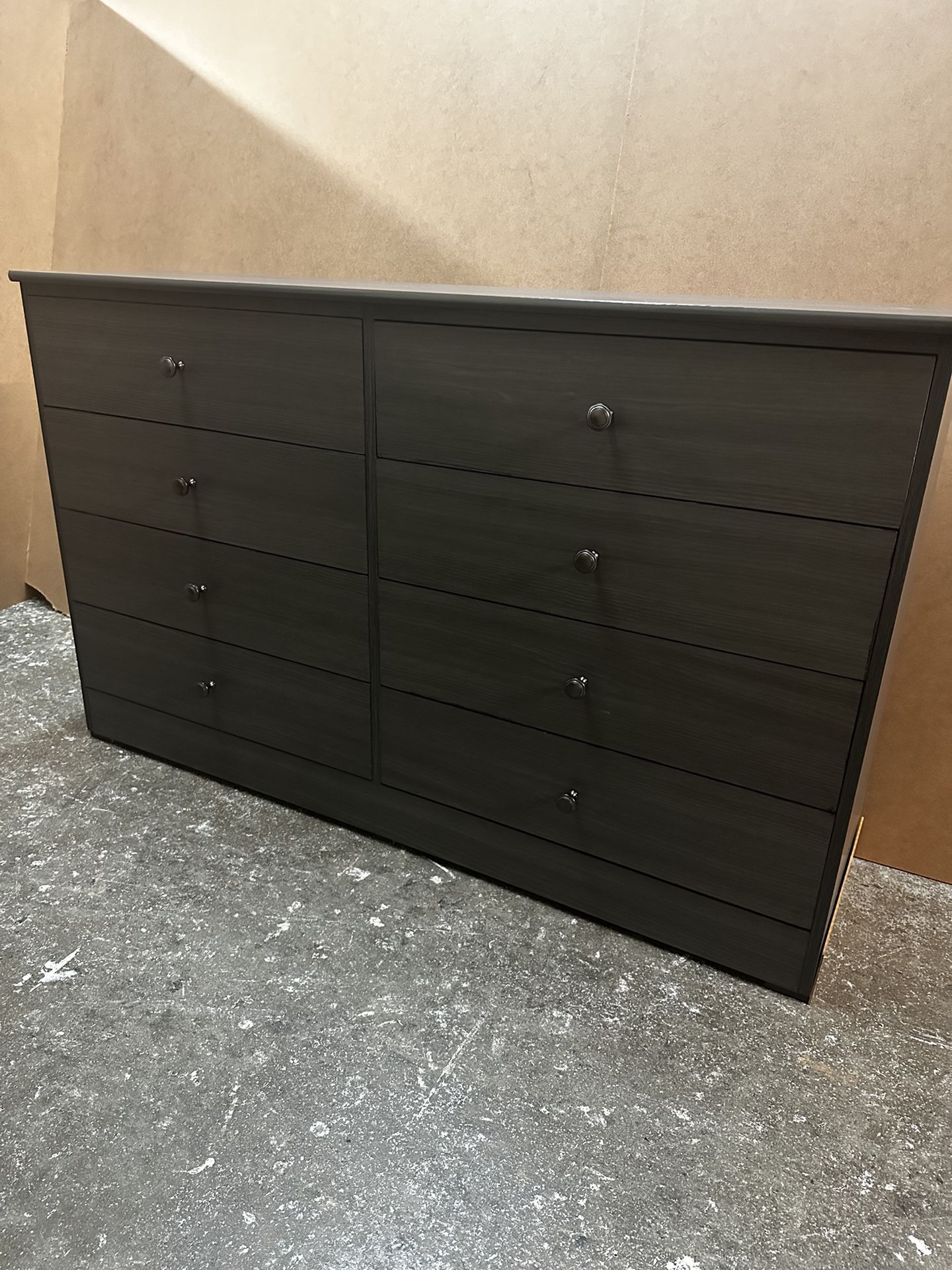 New Grey 8 Drawer Dresser