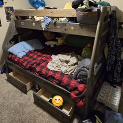 Twin Over Full Bunk Bed w/ Dresser 