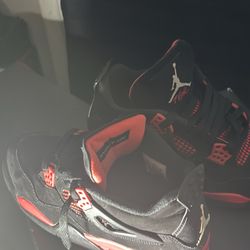 Air Jordan Retro 4