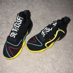 NEW Foam Base Sneakers