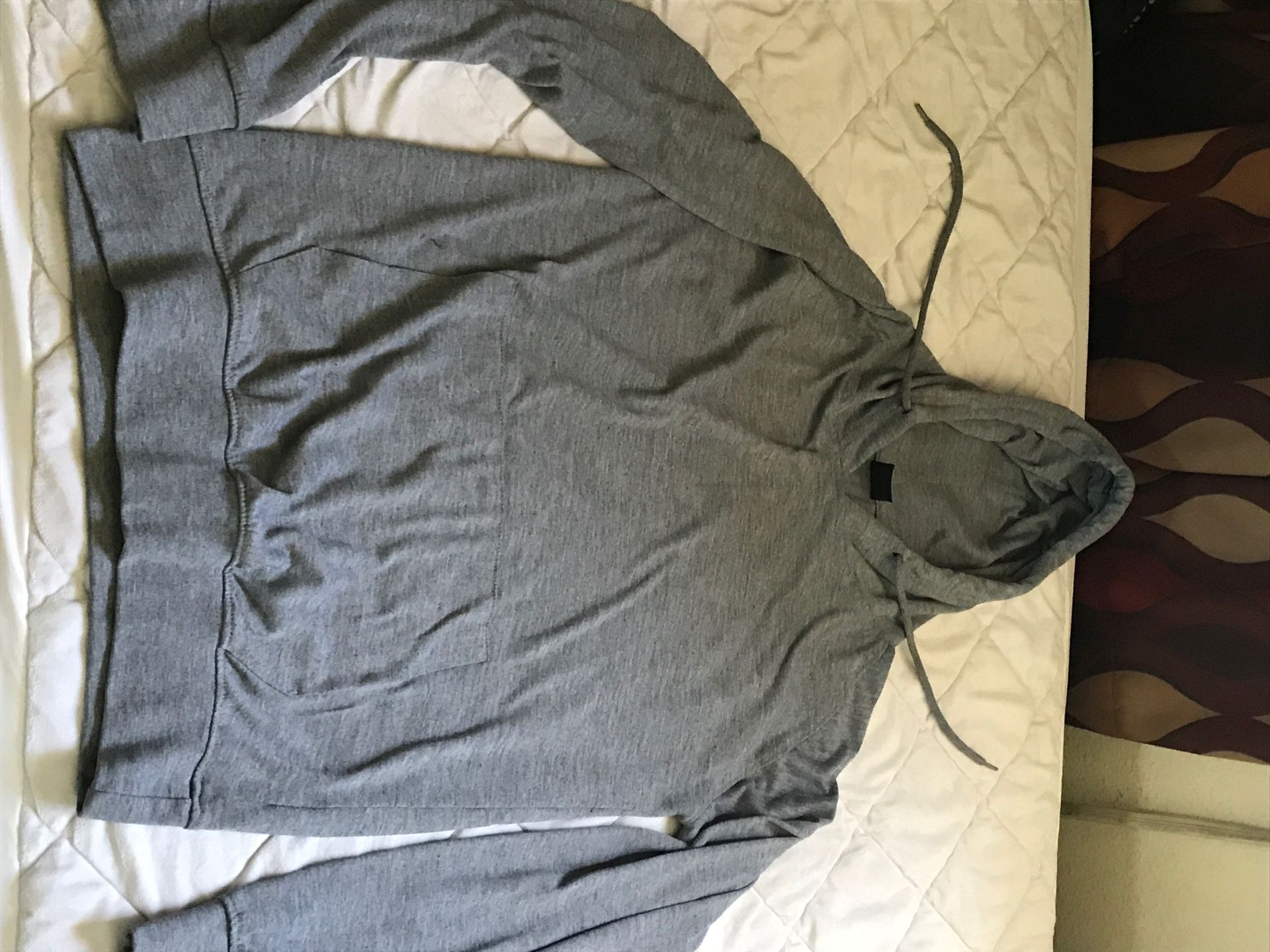 3 Hype (small) sweaters (1 zip up)