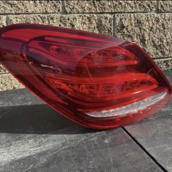 2016 Mercedes C300 - ORIGINAL Rear Head Lights Set - Like new