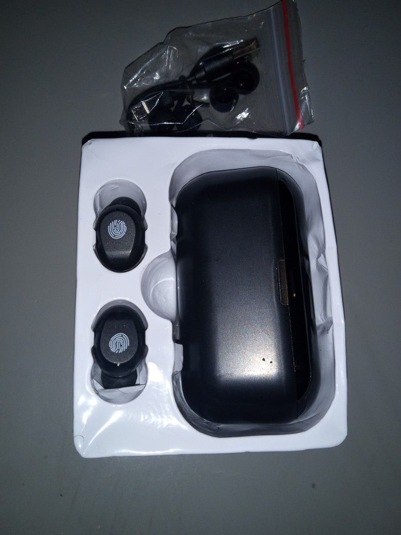 Wireless Earbuds