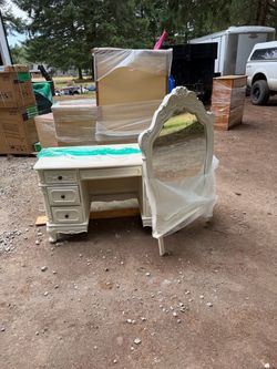 Vanity- princess solid wood