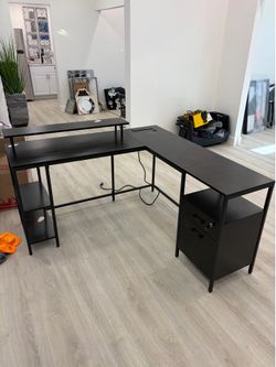 Corner Desk