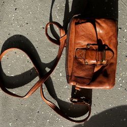 Harbour 2nd cross body