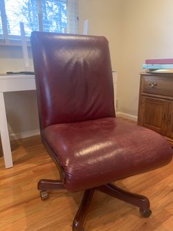 Red Leather Office Chair 