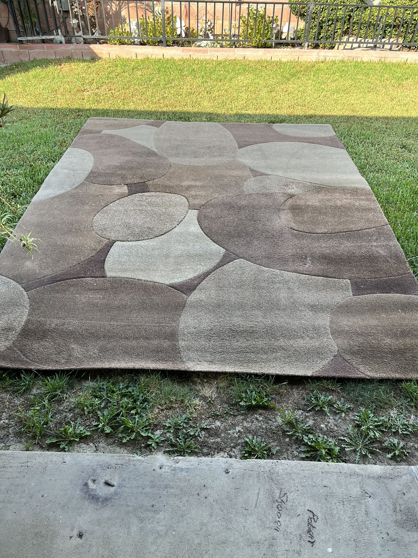 Rug