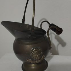 VINTAGE BRASS  ASH COAL SCUTTLE 7"