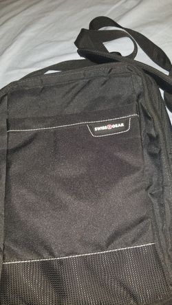 New without tag Swiss Gear messenger bag