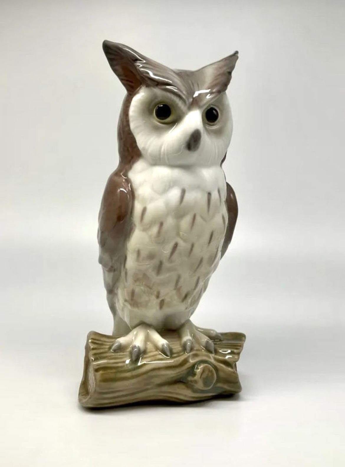 Vintage Beautiful Lladro Horned Owl Figurine 5420 Perched On Branch