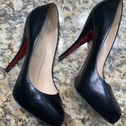 Authentic Christian louboutin 37.5