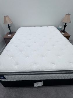 Barely used queen bed