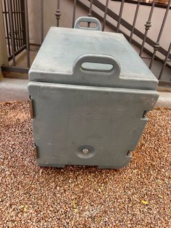 4 full size pan CAMBRO