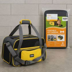 New In Box Pet Carrier Cat Kitten Dog Puppy Airline Approved Travel Breathable Bag